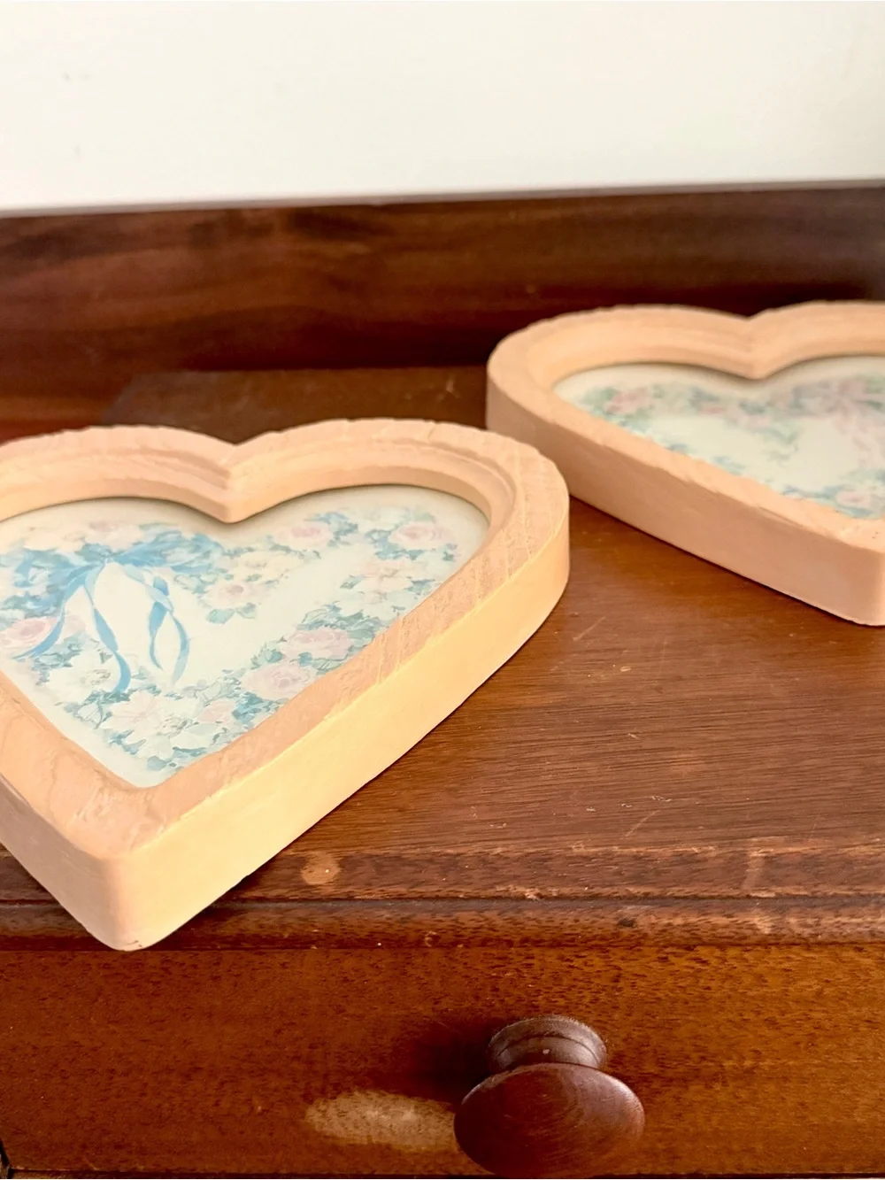 Vintage Heart Wreath Floral Art Cottage Shabby Chic Peach Faux Wood Wall Art